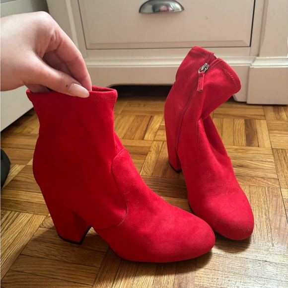 Steve Madden red booties in size 9(40) - Picture 5 of 5